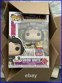 Funkon 2021 Bundle Snow White Pop & Pin with Evil Queen Loungefly Mini Backpack