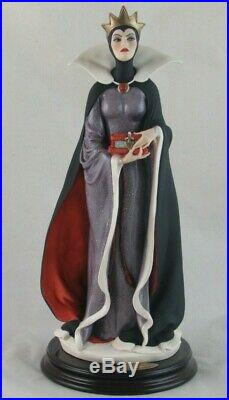 Giuseppe Armani Walt Disney Evil Queen Figurine from Snow White 1510C in Box