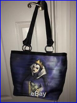 Harveys Seatbelt Bag Disney Couture Snow White/Evil Queen Limited Edition