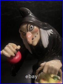Hawthorne Disney Village Old Peddler Woman Snow White 7 Dwarf Evil Queen figure