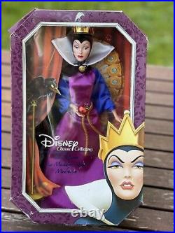 Mattel Evil Queen Snow White Disney Signature 2013 Doll Unique Nip