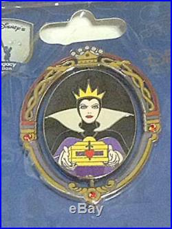 Mint Disney Store Snow White Evil Queen Pin Badge