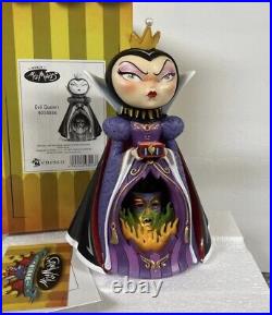 Miss Mindy Evil Queen Figurine Disney Snow White 10 Lighted Villian Figurine