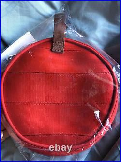 NEW W TAGS Harvey's Seatbelt DISNEY evil queen POISON APPLE circle bag PRISTINE