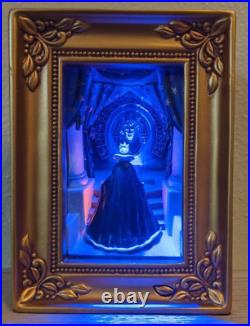 Olszewski Disney Gallery of Light Snow White Evil Queen at the Mirror, Lighted