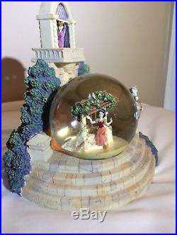 Rare Disney Villain Evil Queen snow globe with Snow White