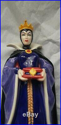 Royal Doulton HN3847 Snow Whites Evil Queen Disney Villain Series