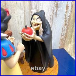 Snow White Seven Dwarfs Poisoned Apple Witch Evil Queen Villains Figure Disney