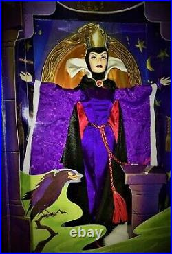 Snow White and the 7 Dwarfs Evil Queen Doll Great Villains Collection #18626