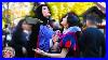 The_Evil_Queen_Hugged_Snow_White_Disney_Character_Interactions_01_iaoc