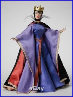 Tonner Mirror, Mirror On The Wall Snow White Evil Queen Dressed Doll