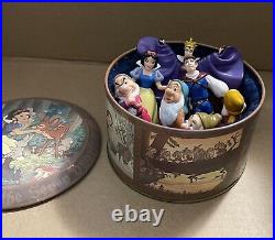 Vintage Disney 1993 Snow White Prince Evil Queen 7 Dwarves in Beautiful Vtg Tin