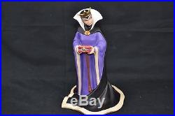 WDCC Classics Collection Snow White Evil Queen Bring Back her Heart