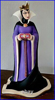 WDCC Disney Evil Queen from Snow White, Bring Back Her Heart Withbox & COA