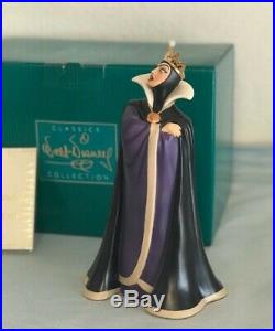 WDCC Figurine Evil Queen from Snow White- Who is the fairest one of all. Mint
