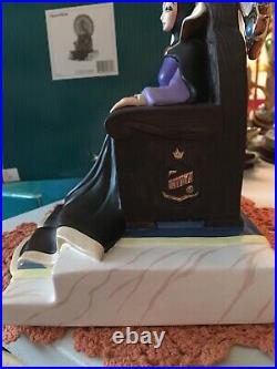 WDCC Snow White Enthroned Evil Queen with Box and COA