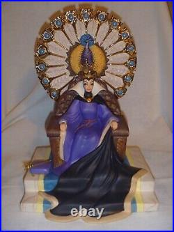 WDCC Snow White, Enthroned Evil figurine, NIB, COA, MOP, Porcelain, 1205544