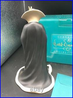WDCC Snow White-Evil Queen Bring back her heart. Statue COA Env Never Opened