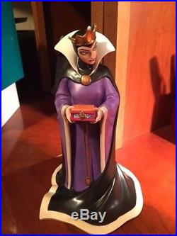 WDCC Snow White-Evil Queen Bring back her heart. Statue NIB