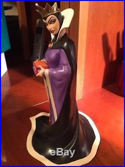 WDCC Snow White-Evil Queen Bring back her heart. Statue NIB