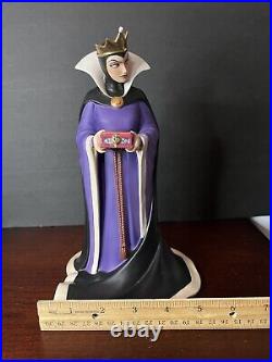 WDCC Snow White Figurine of Evil Queen Bring Back Her Heart in Box COA 60th