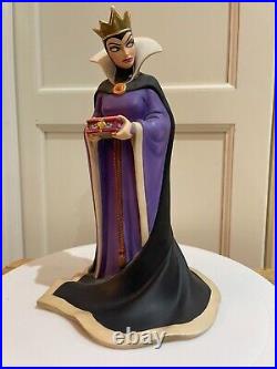 WDCC Walt Disney Classics Snow White Evil Queen Bring Back Her Heart Figurine
