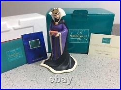Walt Disney Classic Collection SNOW WHITE Bring Back Her Heart EVIL QUEEN Figure
