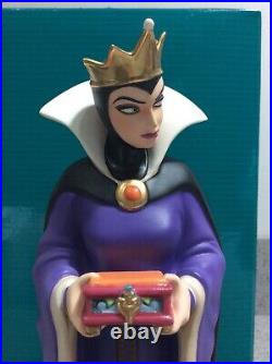 Walt Disney Classic Collection SNOW WHITE Bring Back Her Heart EVIL QUEEN Figure