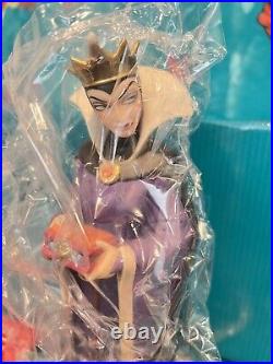 Walt Disney Classic Collection Snow White Evil Queen Bring Back Her Heart NIB