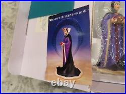 Walt Disney Classics Snow White Evil Queen Bring Back Her Heart Figurine (MM)