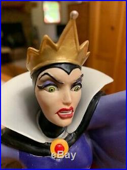 Walt Disney Showcase Collection from Grand Jester Studios Snow White Evil Queen