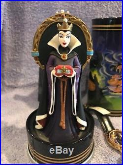 Walt Disney Villain Watch By Fossil Evil Queen from Snow White NIB Figurine COA