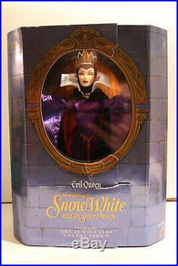 Walt Disney's'Evil Queen' from Snow White and Seven Dwarfs. 1998 -New NRFB